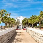 Llucasaldent Menor By Menorca Vacations アライオル